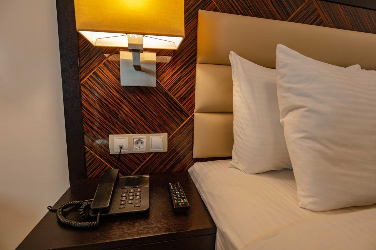 Hotel Best Night 2 Algeri Esterno foto