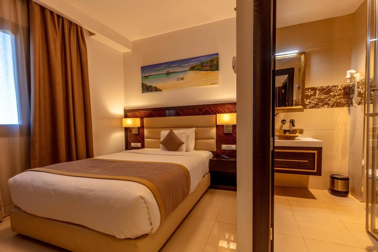 Hotel Best Night 2 Algeri Esterno foto